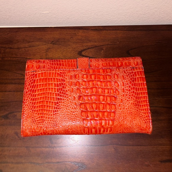 Jessica Simpson Oversized Clutch - Y2K - EUC - Picture 4 of 4